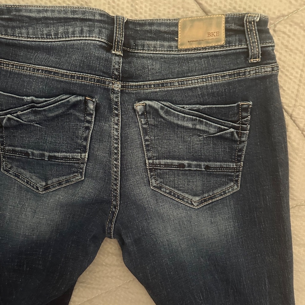 Jeans - Picture 3 of 4